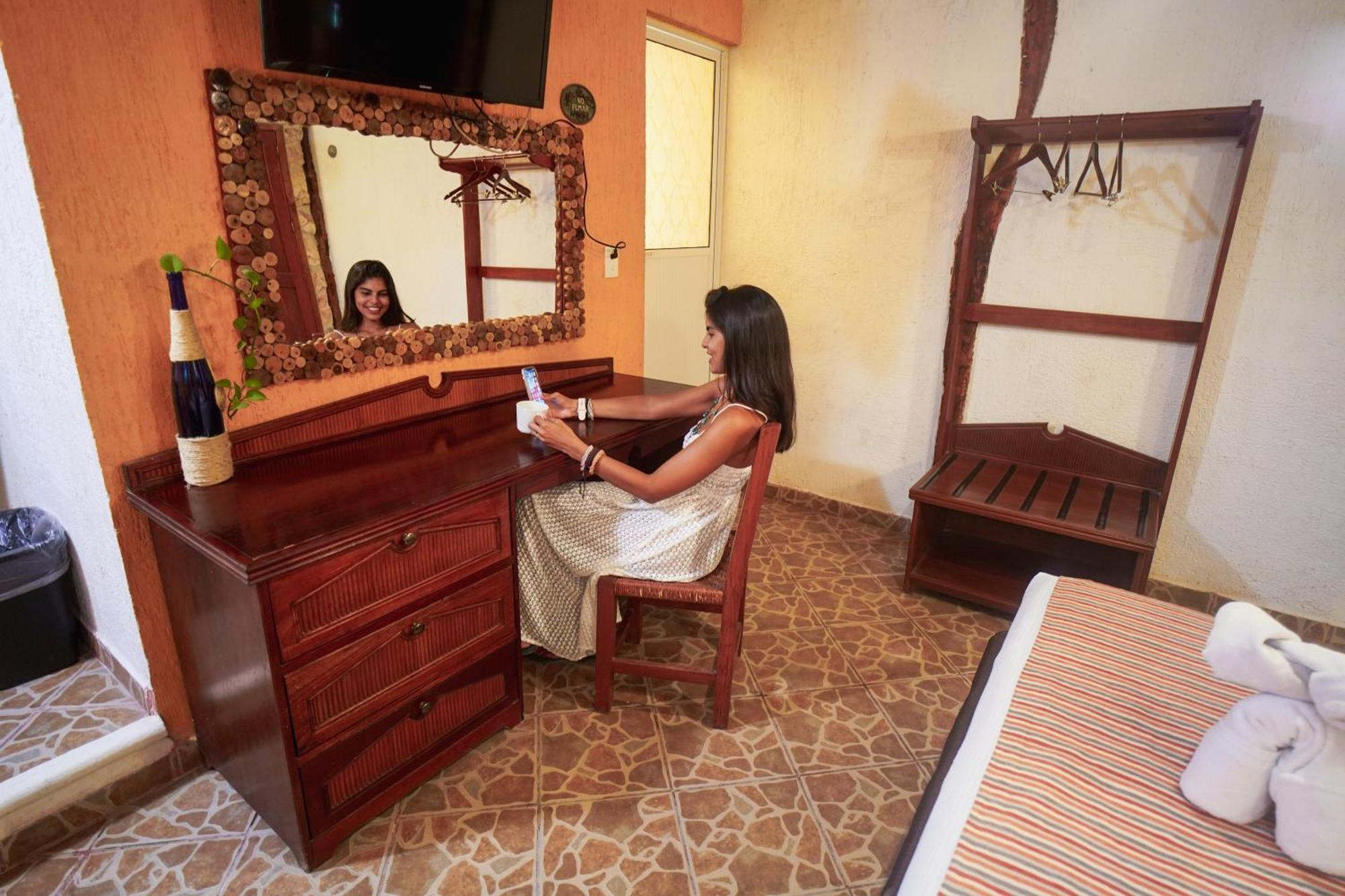 Golden Paradise Town Hotel Isla Holbox Phòng bức ảnh
